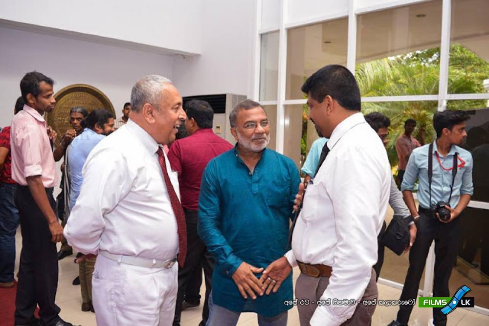 Dr. Nawariyan